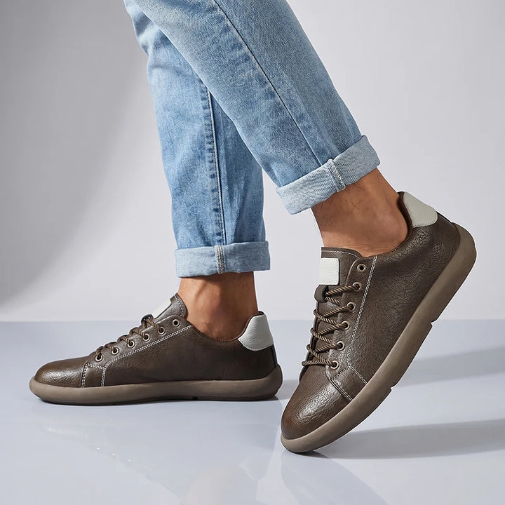 Magnus Leather Sneakers