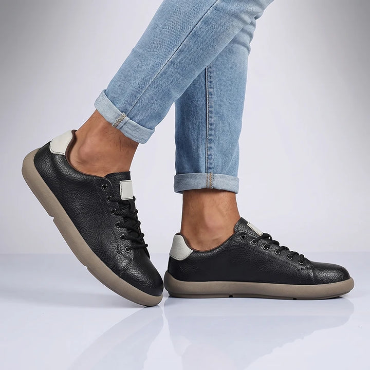 Magnus Leather Sneakers