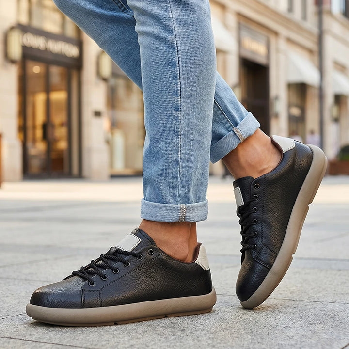 Magnus Leather Sneakers
