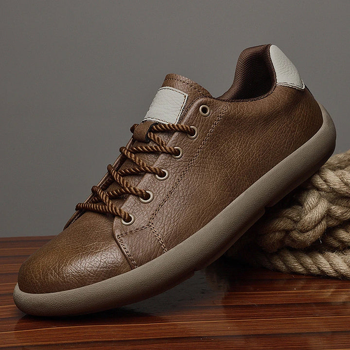 Magnus Leather Sneakers