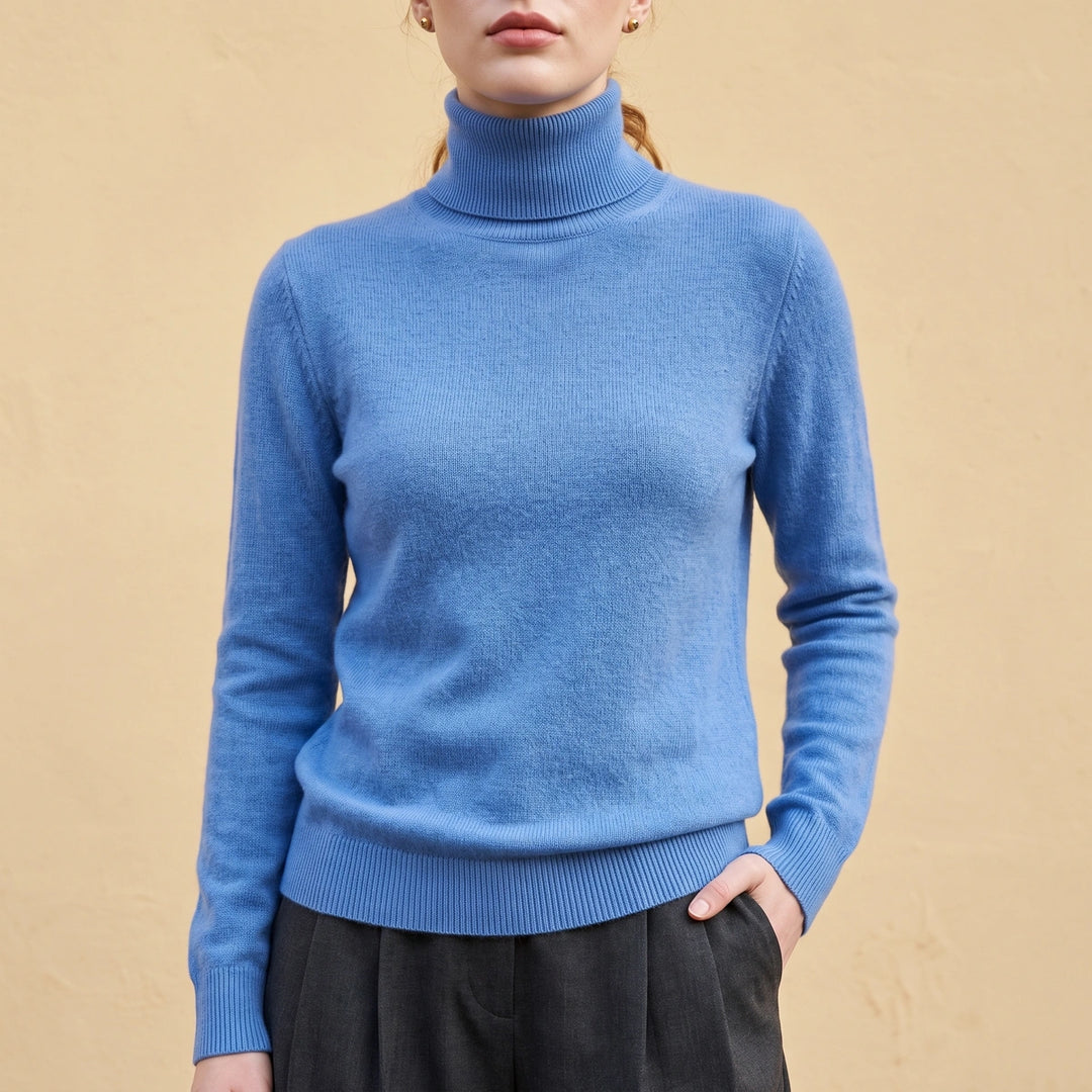 Elara Fine Knit Cashmere Fitted Turtleneck - Blue