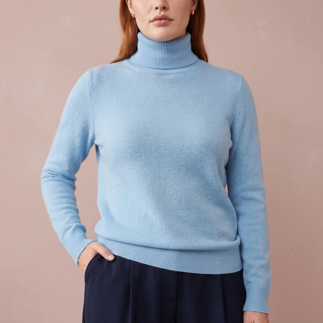 Elara Fine Knit Cashmere Fitted Turtleneck - Light Blue