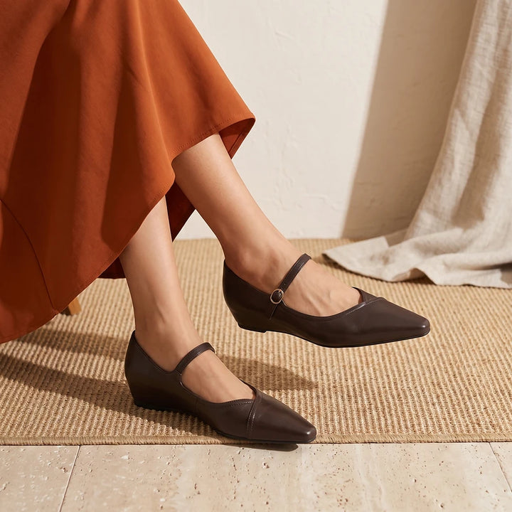 Ottilie Women's Mary Jane Flats - Brown