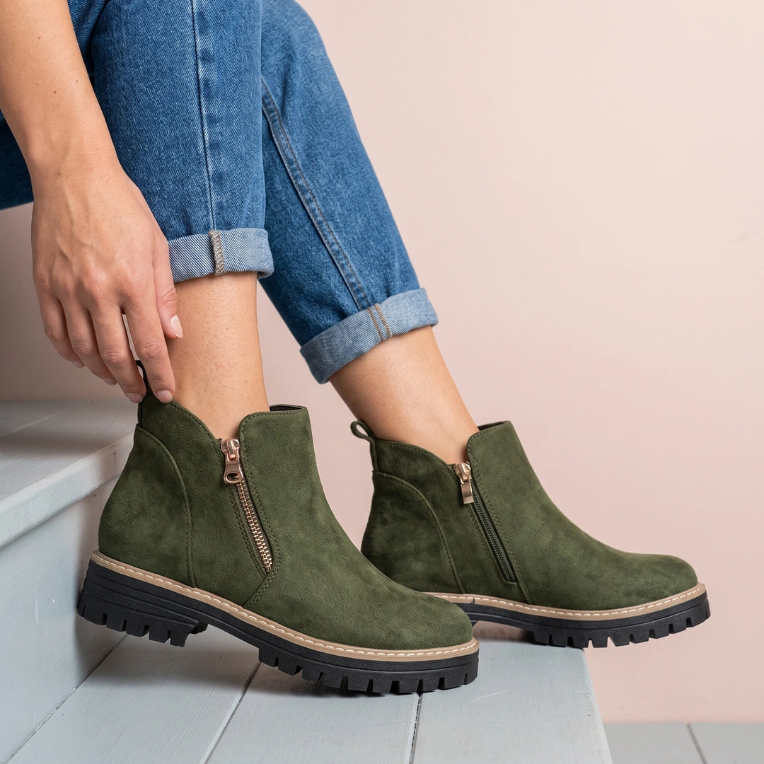 Fenna Suede Lug Sole Chelsea Boots - Green