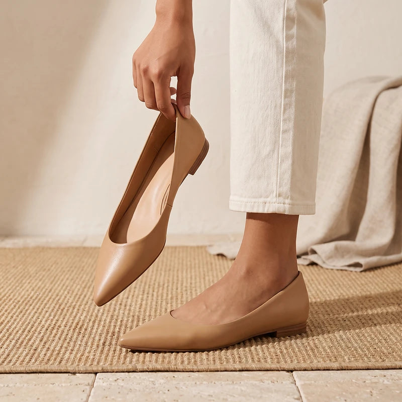 Marion Women's Pointed Ballet Flats - Apricot