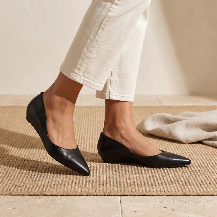 Marion Women's Pointed Ballet Flats - Black
