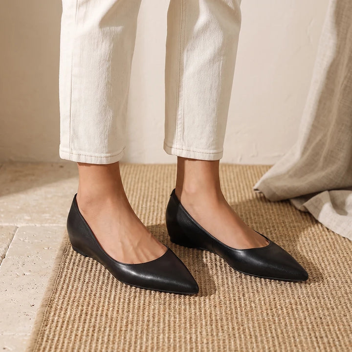 Marion Women's Pointed Ballet Flats - Black
