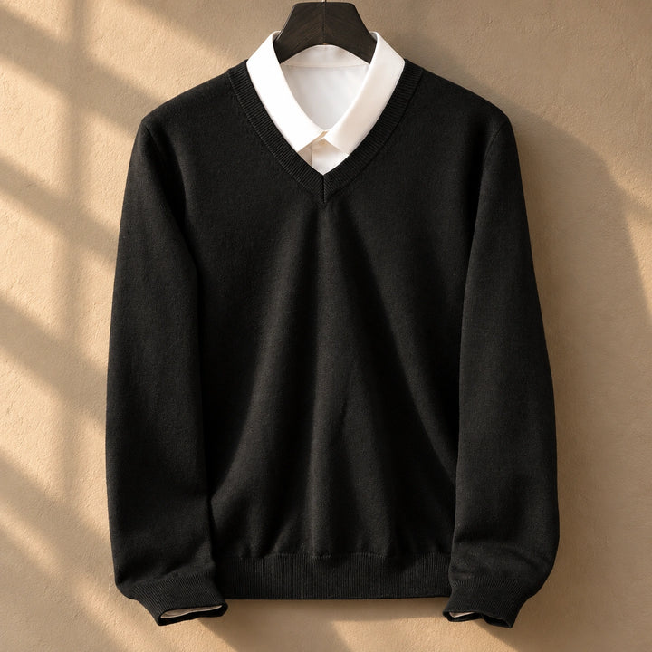 Keith Fine Gauge Knit V Neck Sweater - Black