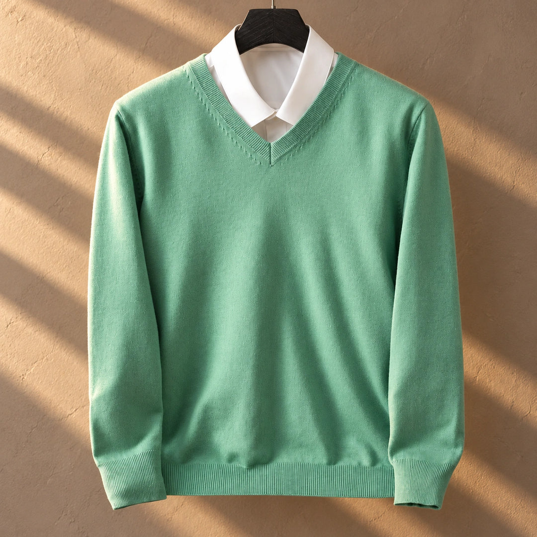 Keith Fine Gauge Knit V Neck Sweater - Green
