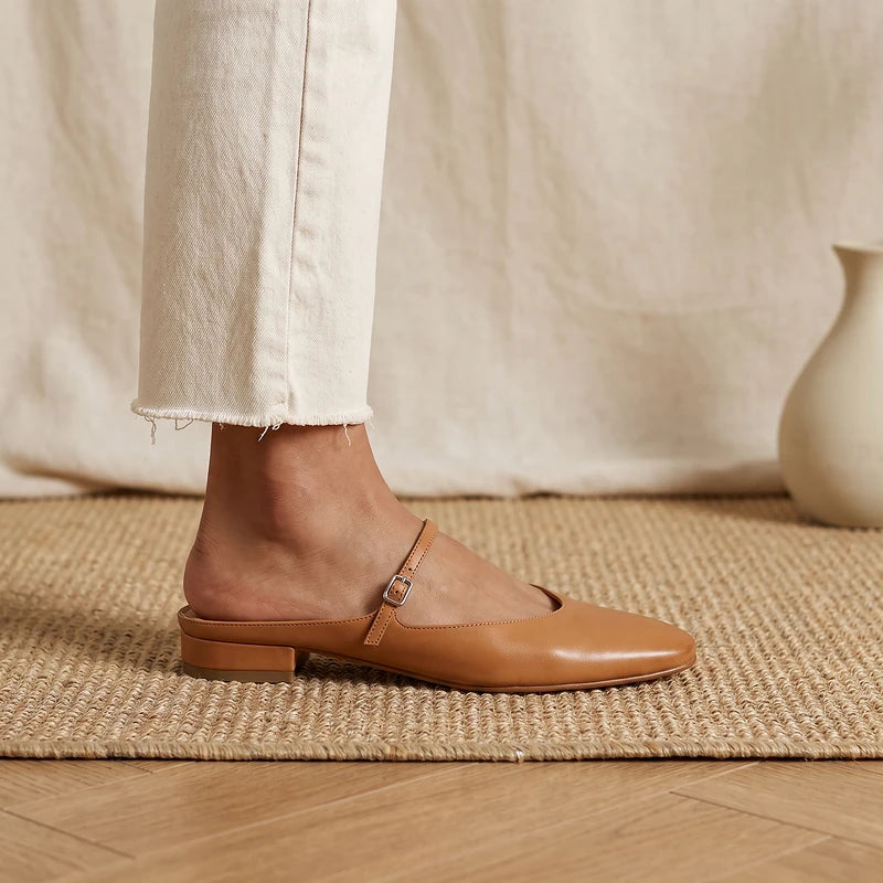 Winnie Women's Leather Round Toe Mules - Apricot