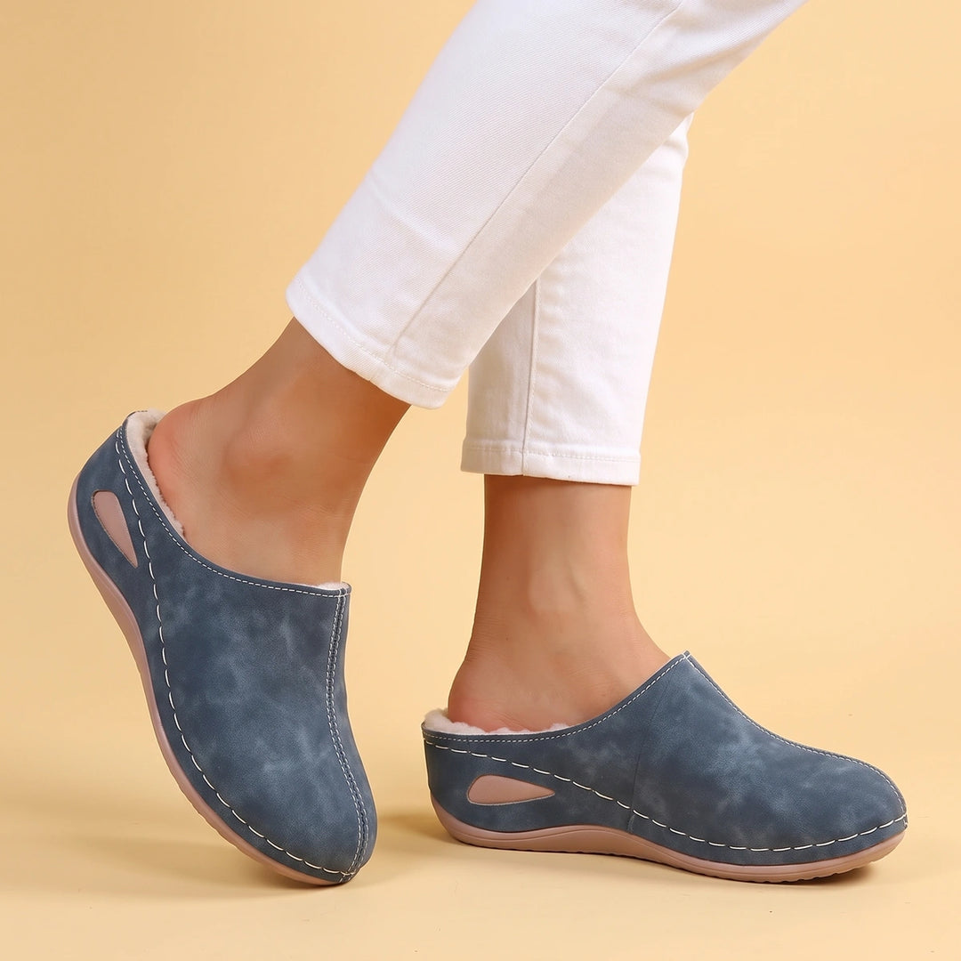 Priya Fur Lined Orthopedic Arch Support Mule Clogs - Blue