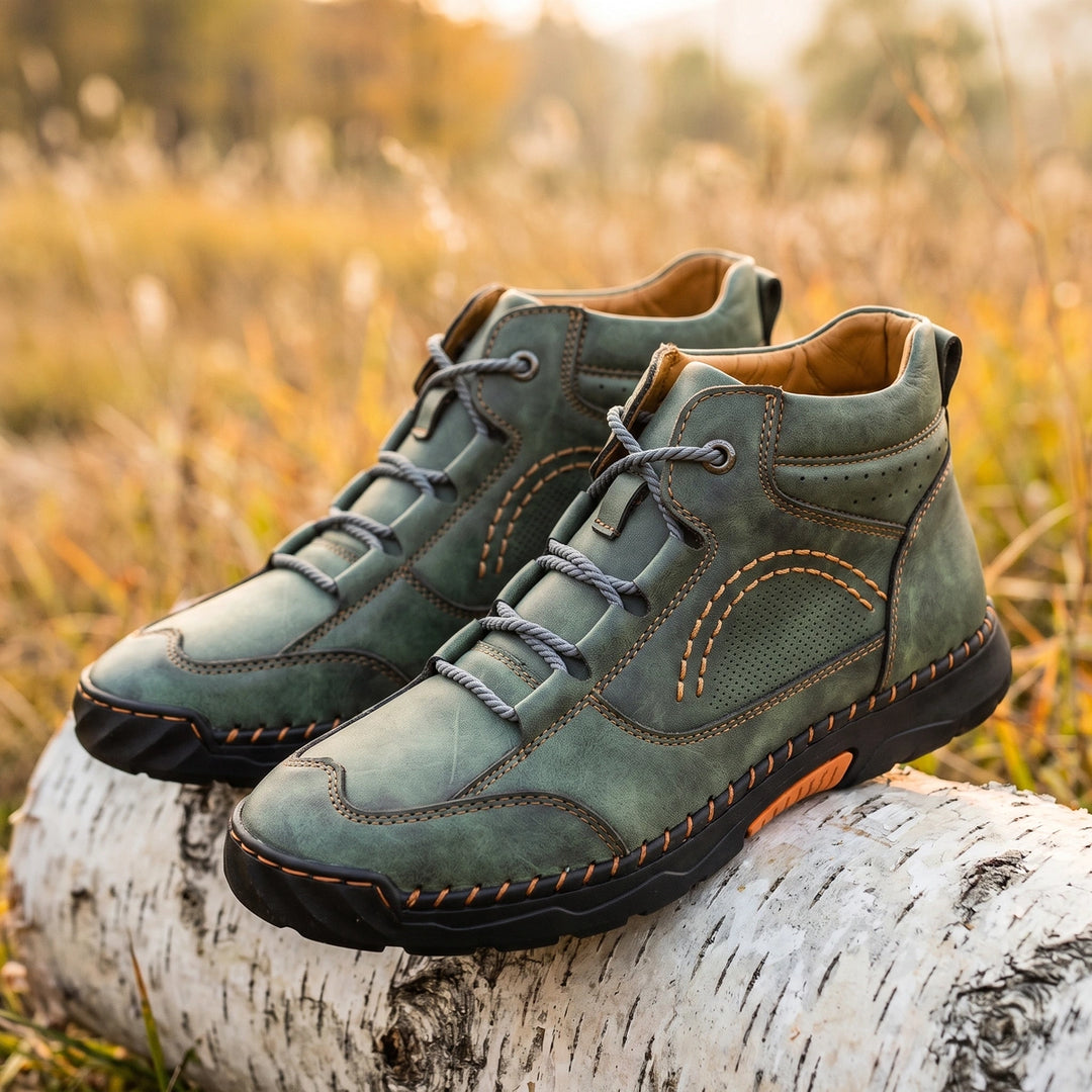 Viktor Hand Stitched Rope Lace Leather Chukka Boots - Green